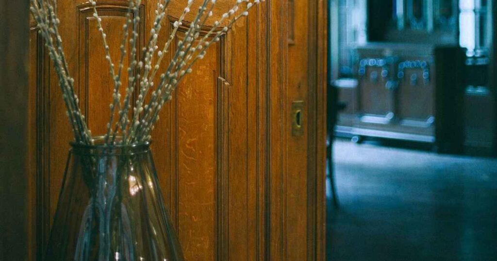 How to Get Your Home Host-Ready for St. Charles Autumn Events